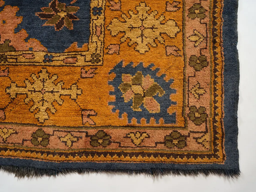 An important and early 20thC rare hand-knotted carpet attributed to the Donegal Carpet Workshops Killybegs - Ireland, Image 1++